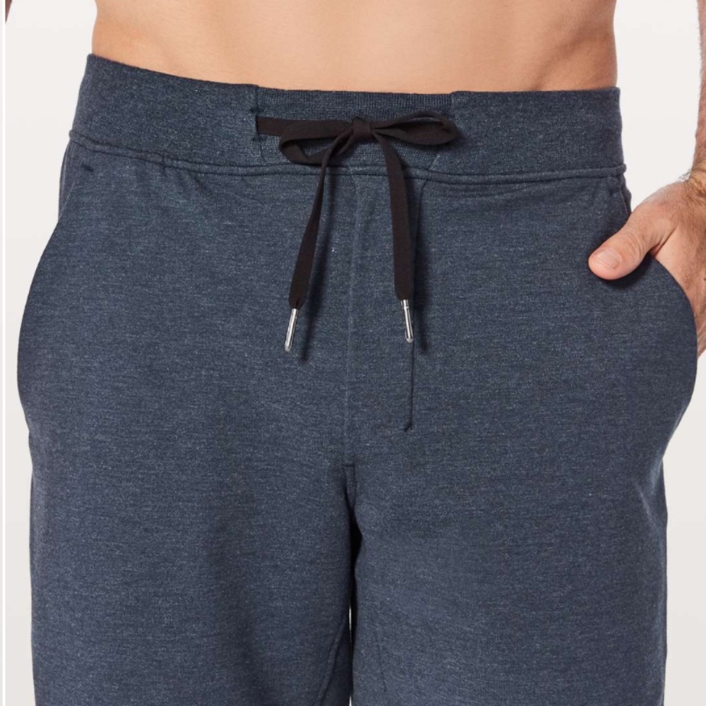 Men's Lululemon City Short 9" inseam in Heather Navy size S